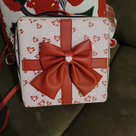 Betsey Johnson Handbags - Betsey Johnson Pink and Red Bow Crossbody Bag